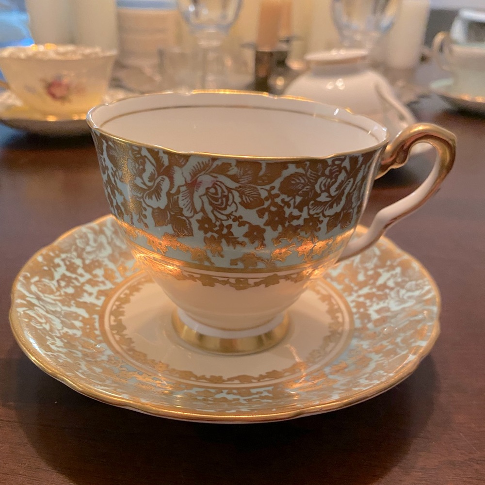 Royal Stanford vintage tea cup and saucer. Gold and eau de Nile